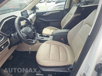 2021 Ford Escape SEL – miniatura 7