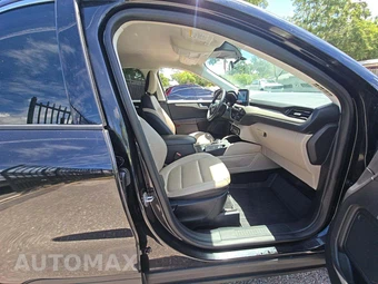 2021 Ford Escape SEL - miniatura 18