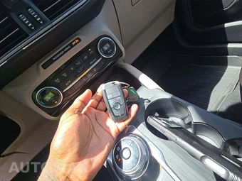 2021 Ford Escape SEL - miniatura 8