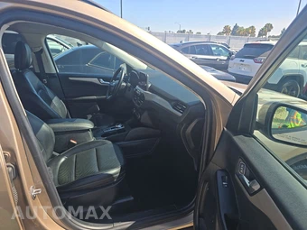 2021 Ford Escape SEL – miniatura 8