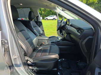 2021 Ford Escape SEL - miniatura 18