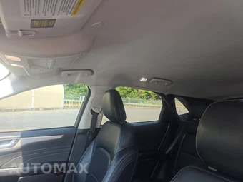 2021 Ford Escape SEL – miniatura 17