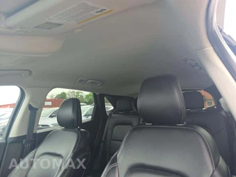 2021 Ford Escape SEL – miniatura 8