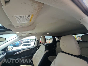 2021 Ford Escape SEL – miniatura 17