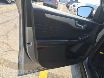 2021 Ford Escape SEL - miniatura 9