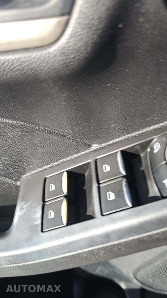 2021 Ford Escape SEL – miniatura 28