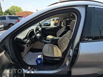 2021 Ford Escape SEL - miniatura 3