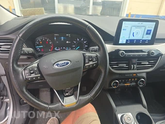 2021 Ford Escape SEL - miniatura 11