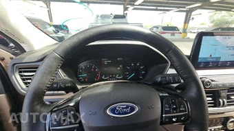 2021 Ford Escape SEL – miniatura 23