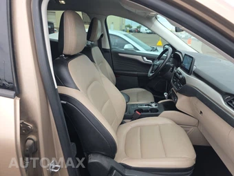2021 Ford Escape SEL – miniatura 8