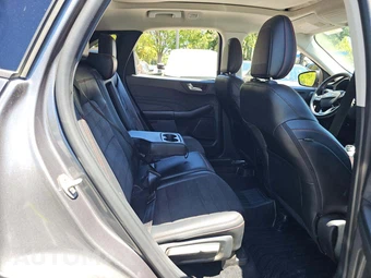 2021 Ford Escape SEL - miniatura 13