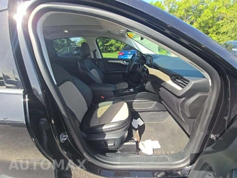 2021 Ford Escape Titanium – miniatura 15