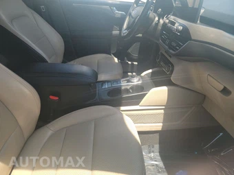 2021 Ford Escape Titanium - miniatura 8