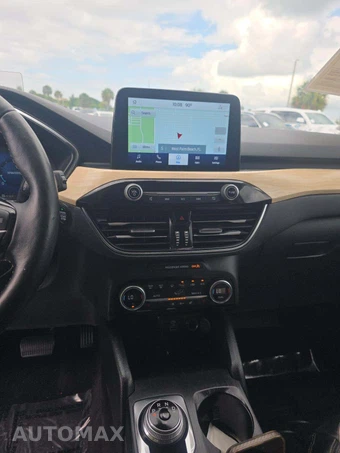 2021 Ford Escape Titanium - miniatura 10