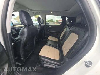 2021 Ford Escape Titanium - miniatura 13