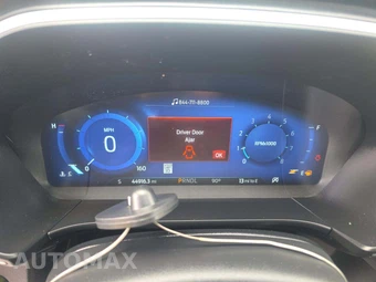 2021 Ford Escape Titanium - miniatura 9