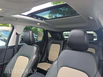 2021 Ford Escape Titanium - miniatura 11