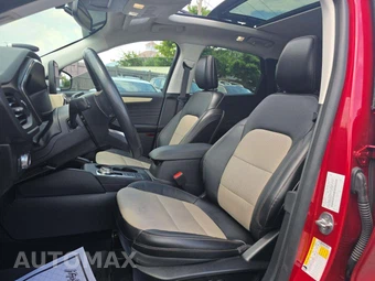 2021 Ford Escape Titanium - miniatura 6