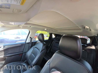 2021 Ford Escape Titanium – miniatura 11
