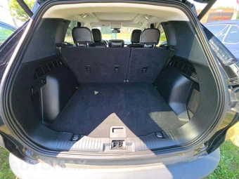 2021 Ford Escape Titanium – miniatura 14