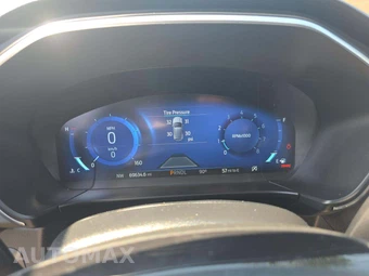 2021 Ford Escape Titanium – miniatura 8