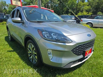 2021 Ford Escape Titanium – miniatura 4