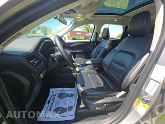 2021 Ford Escape Titanium – miniatura 6