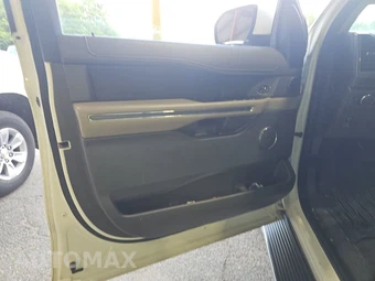 2021 Ford Expedition MAX XLT – miniatura 9