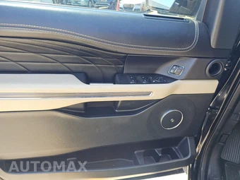 2021 Ford Expedition Platinum - miniatura 9