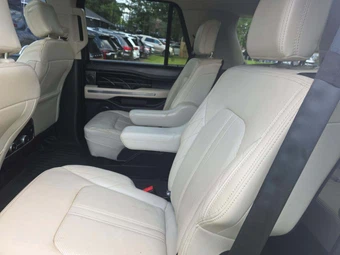 2021 Ford Expedition Platinum - miniatura 13