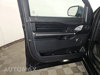 2021 Ford Expedition Platinum - miniatura 9