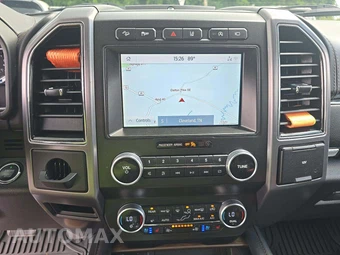 2021 Ford Expedition Platinum - miniatura 10