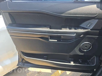 2021 Ford Expedition XL - miniatura 9