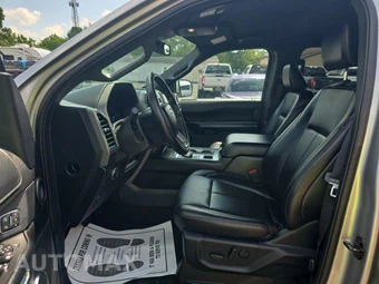 2021 Ford Expedition XLT - miniatura 13