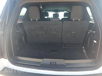 2021 Ford Expedition XLT - miniatura 16