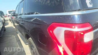 2021 Ford Expedition XLT - miniatura 30