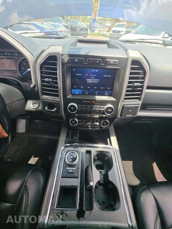 2021 Ford Expedition XLT – miniatura 10