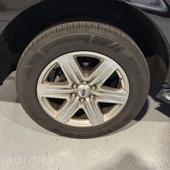 2021 Ford Expedition XLT - miniatura 12