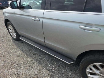 2021 Ford Expedition XLT - miniatura 22