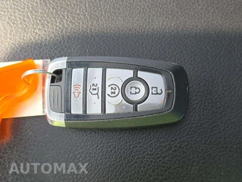 2021 Ford Expedition XLT - miniatura 5
