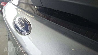2021 Ford Explorer – miniatura 20