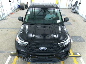 2021 Ford Explorer - miniatura 2