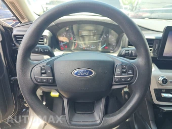 2021 Ford Explorer – miniatura 10