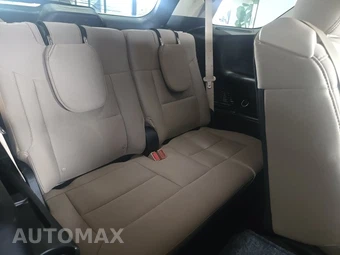 2021 Ford Explorer – miniatura 14