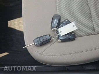 2021 Ford Explorer – miniatura 8