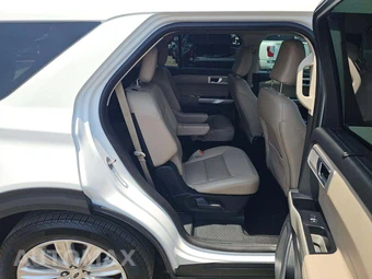2021 Ford Explorer Hybrid Limited - miniatura 14