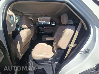 2021 Ford Explorer Limited - miniatura 13