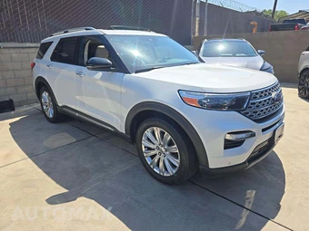 2021 Ford Explorer Limited - miniatura 4
