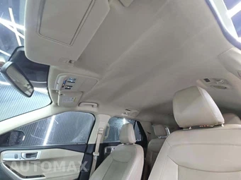 2021 Ford Explorer Limited - miniatura 8