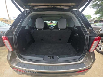 2021 Ford Explorer Limited – miniatura 15